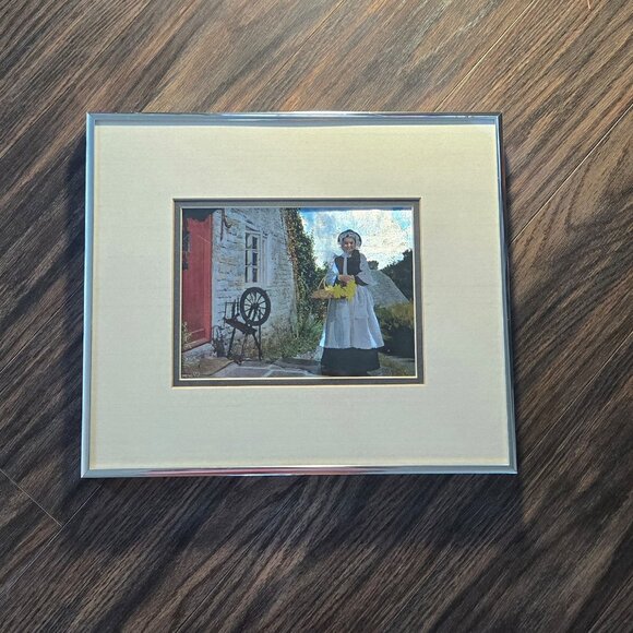 Vintage ROBERT STILLS GALLERY, INC. Foil Technique Art Featuring Pilgrim Girl - Picture 4 of 4